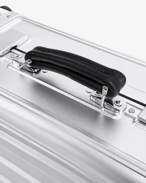 Leather Handle Detail