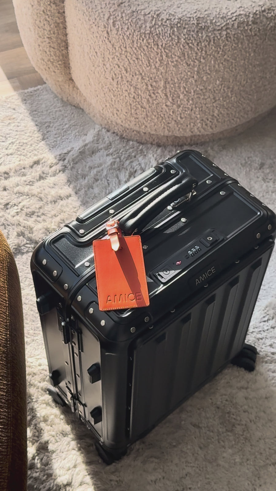 Carry-on black